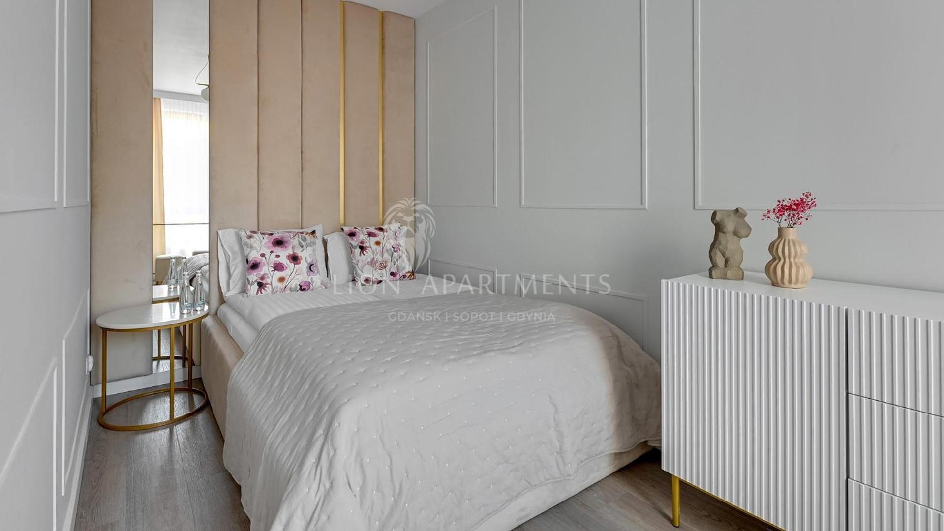 Premiem Cube Apartments In Center By Lion Apartments Γκντανσκ Εξωτερικό φωτογραφία