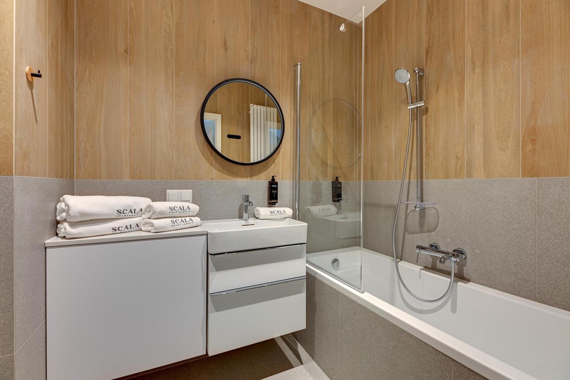 Premiem Cube Apartments In Center By Lion Apartments Γκντανσκ Εξωτερικό φωτογραφία