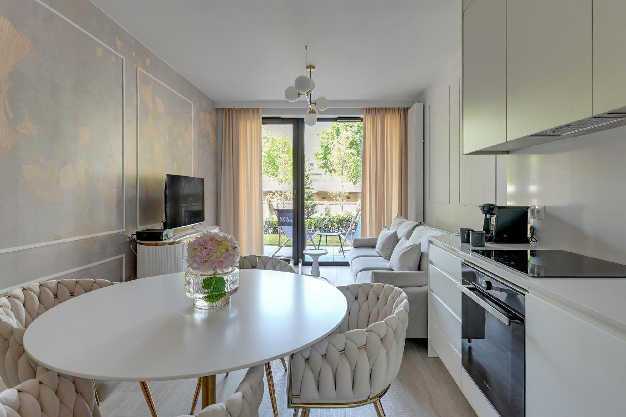 Premiem Cube Apartments In Center By Lion Apartments Γκντανσκ Εξωτερικό φωτογραφία