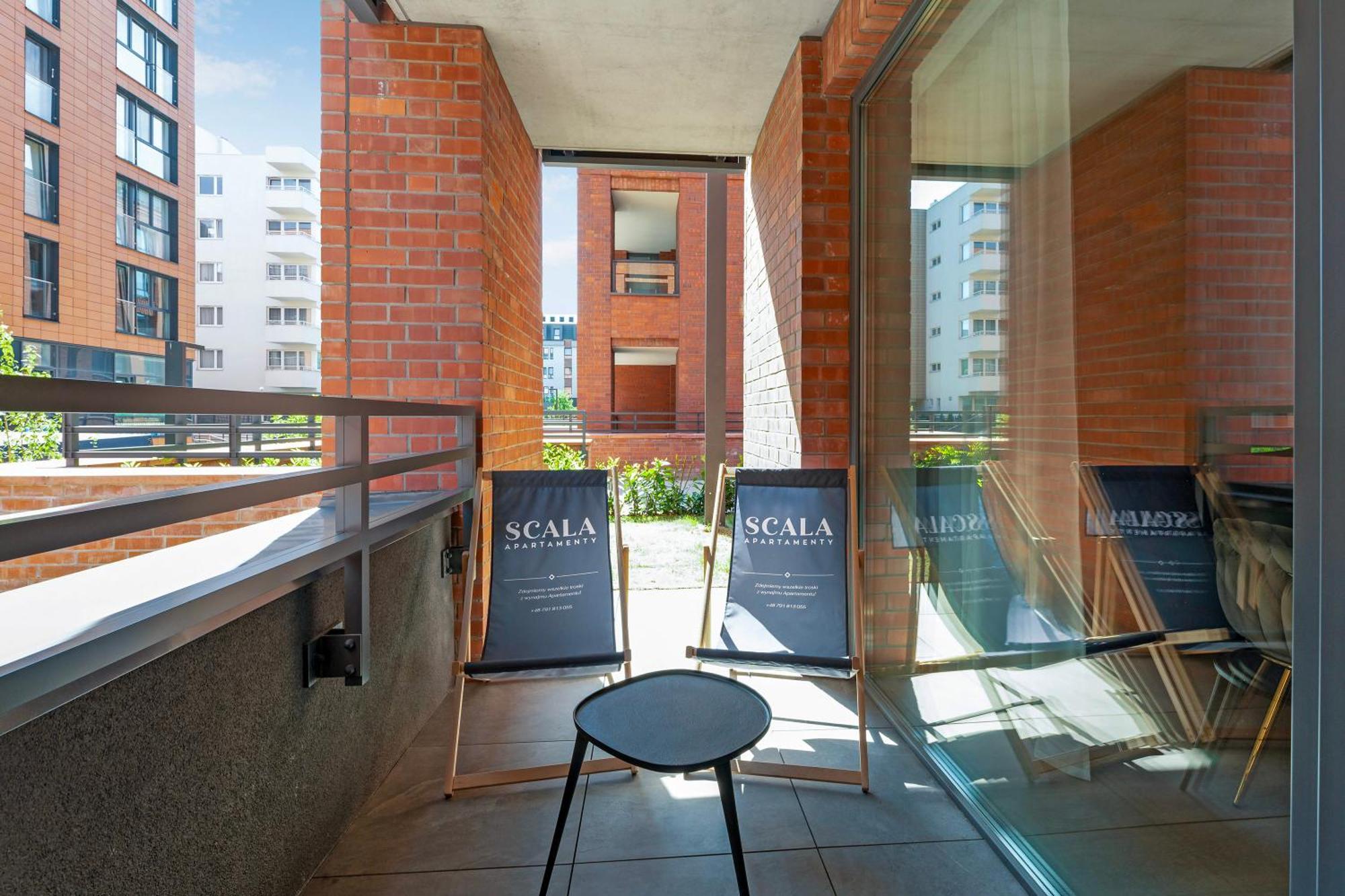 Premiem Cube Apartments In Center By Lion Apartments Γκντανσκ Εξωτερικό φωτογραφία