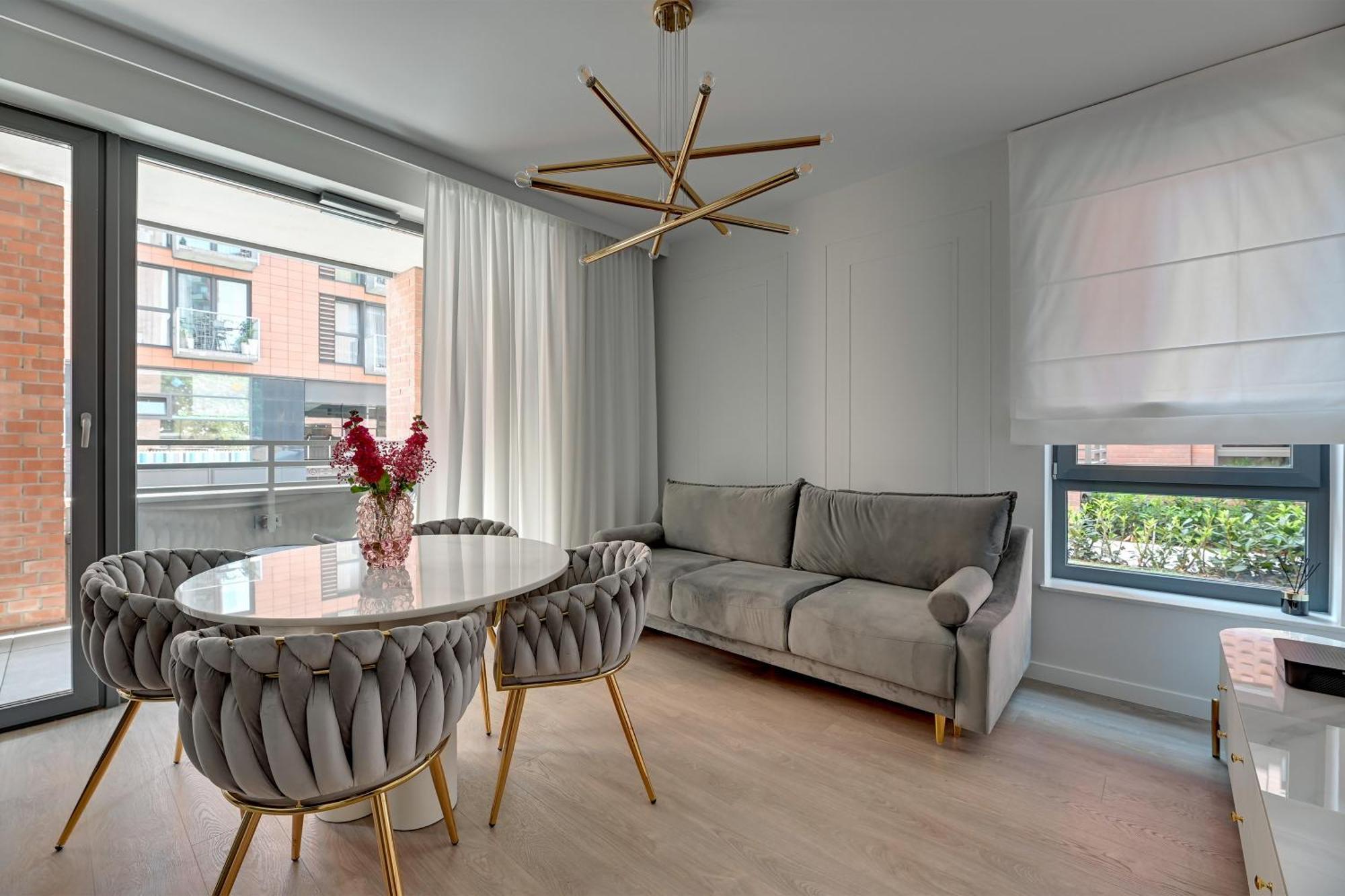 Premiem Cube Apartments In Center By Lion Apartments Γκντανσκ Εξωτερικό φωτογραφία