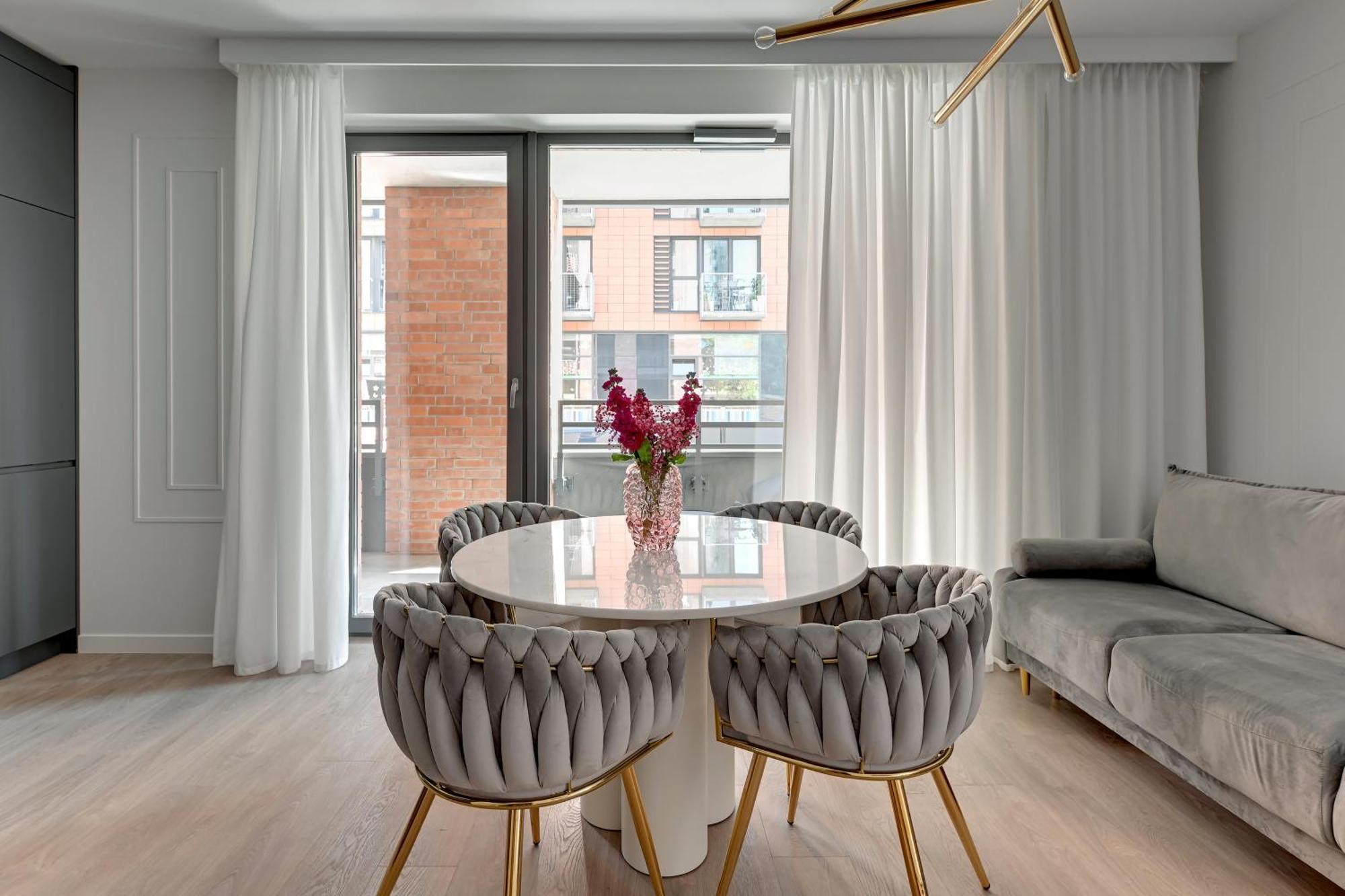 Premiem Cube Apartments In Center By Lion Apartments Γκντανσκ Εξωτερικό φωτογραφία